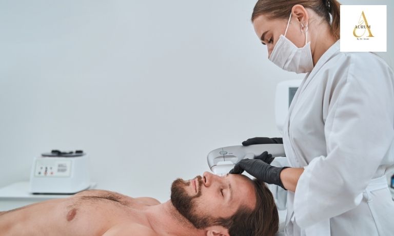 HIFU ultrasound device used for non-surgical skin tightening treatment
